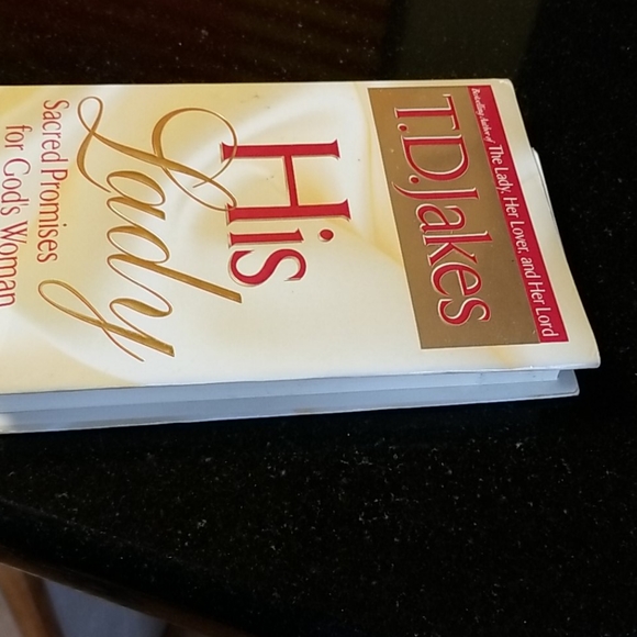 📖📙Hardback Book (Used) - Picture 3 of 4